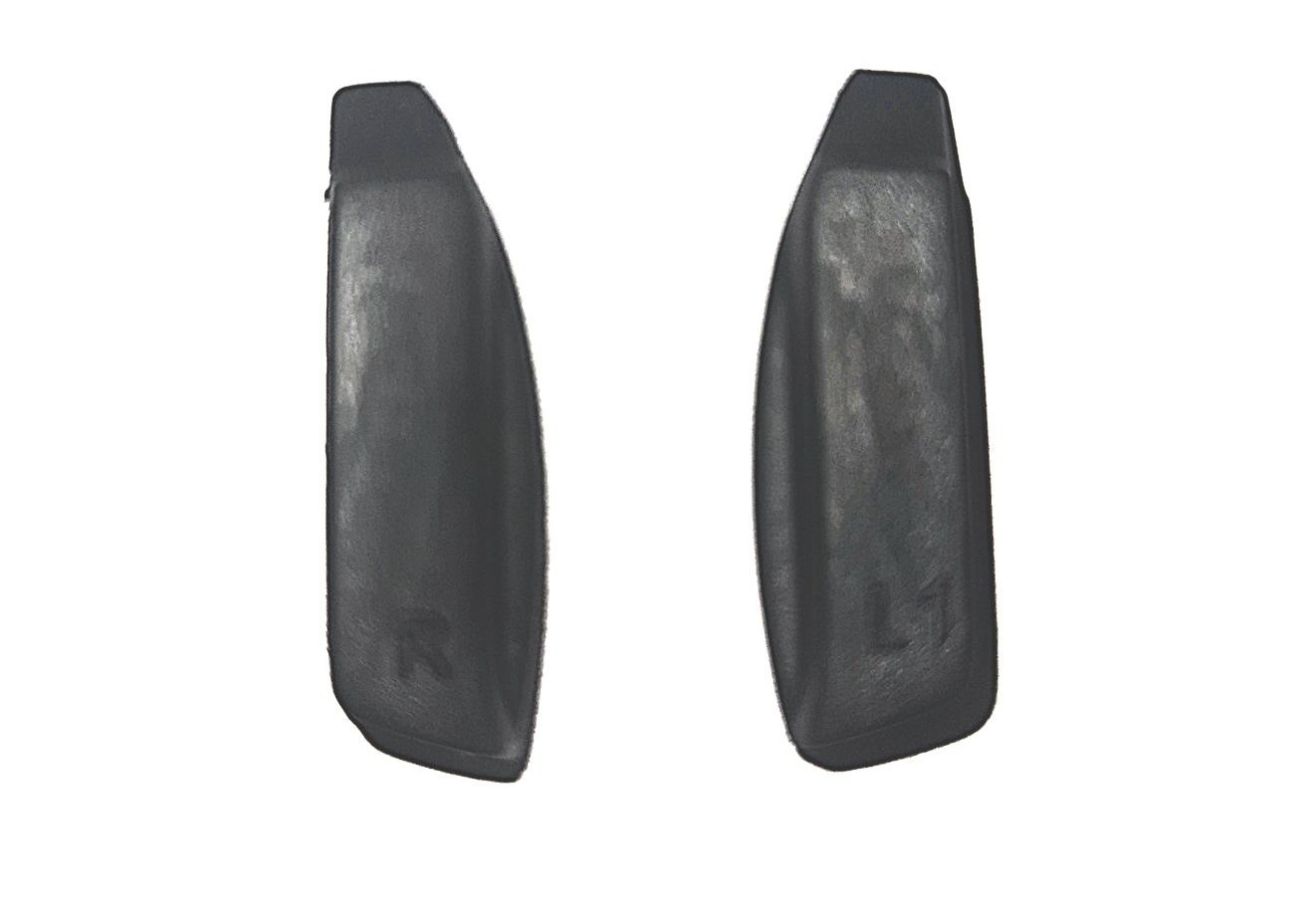 Riley Script - pair of rubber nose pads